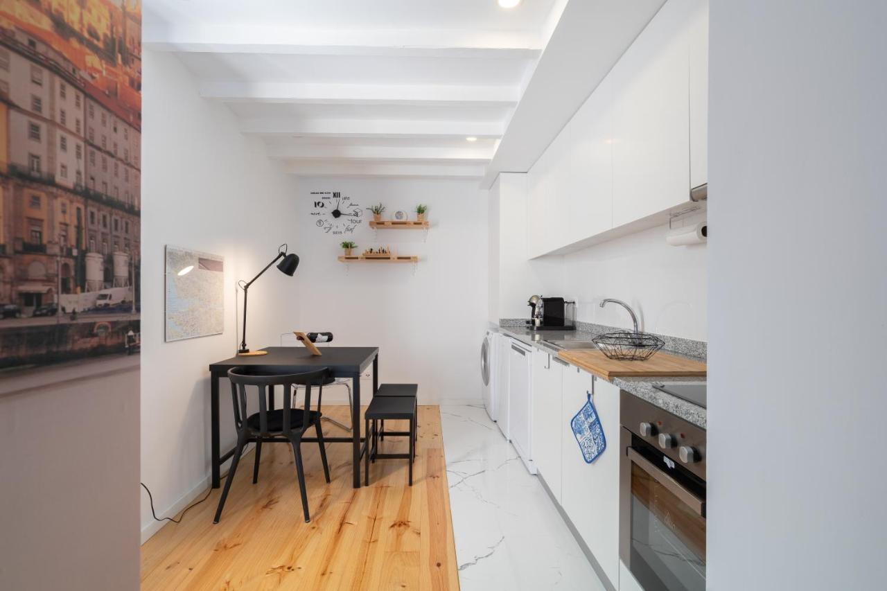 Sunny Bright Duplexes & Pool By Host Wise Вила-Нова-ди-Гая Экстерьер фото
